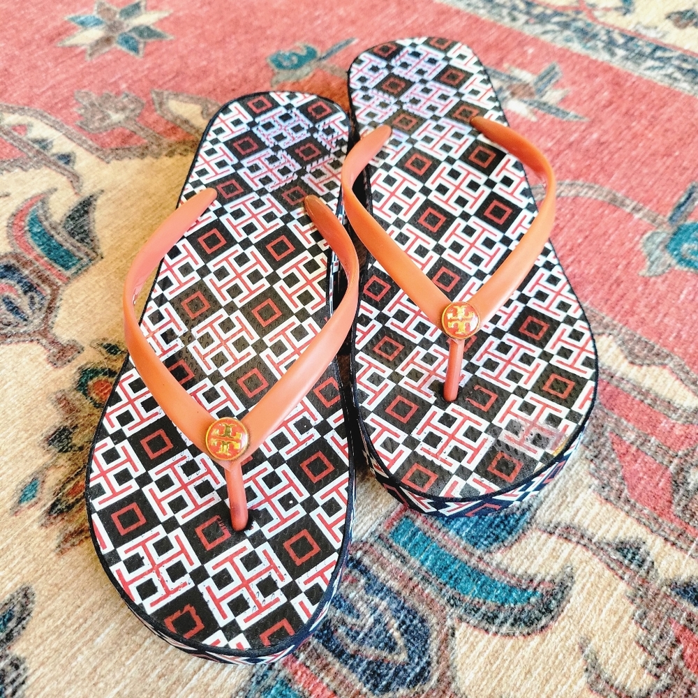 Tory Burch Flip-Flops